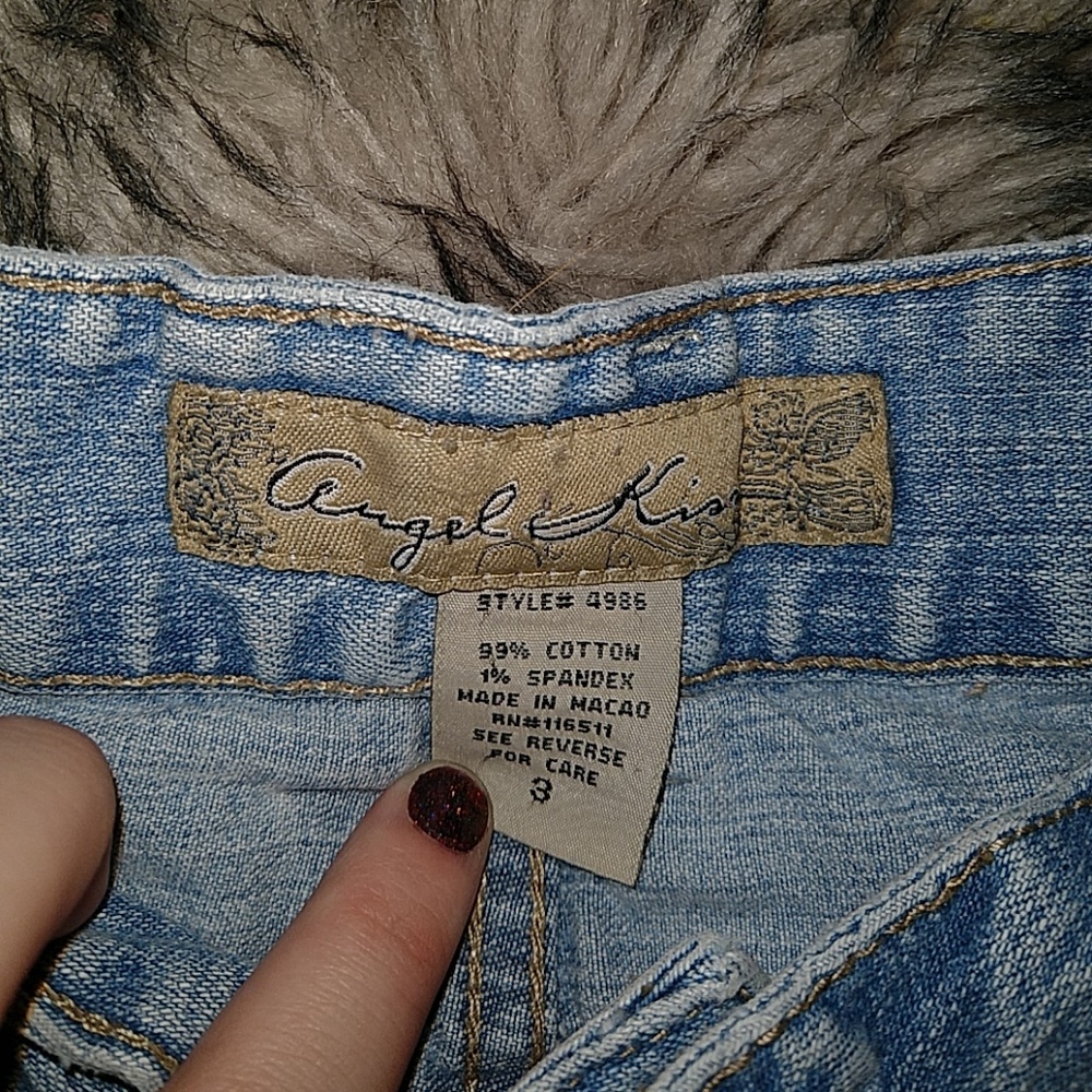 Shorts - Picture 3 of 3